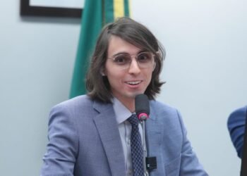 Proposta prioriza antenas compactas para expansão do 5G no Brasil – Notícias