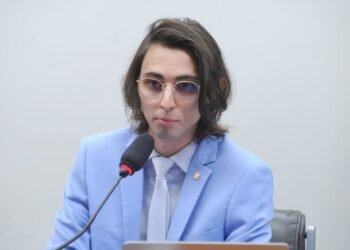 Projeto obriga empresa a fornecer contracheque em formato digital – Notícias