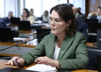 Comissão aprova garantia de tratamento respeitoso à mulher durante investigação policial e processo penal – Notícias