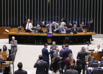 Câmara aprova regime de urgência para 12 projetos de lei – Notícias