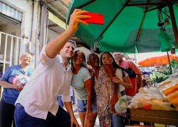Orleans Brandão visita Feira do João Paulo, dialoga com trabalhadores e reforça compromisso com melhorias no espaço