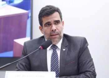 Comissão aprova incentivos para motoristas profissionais com bom histórico no trânsito – Notícias