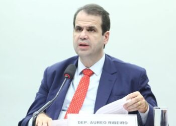 Comissão aprova proibição de ligações telefônicas por robôs – Notícias