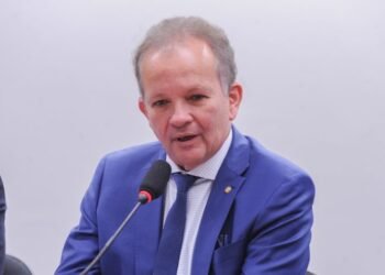 Comissão aprova piso salarial de R$ 10 mil para médicos-veterinários e zootecnistas – Notícias