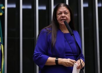 Comissão aprova projeto que cria programa de distribuição de livros para crianças de até 6 anos – Notícias