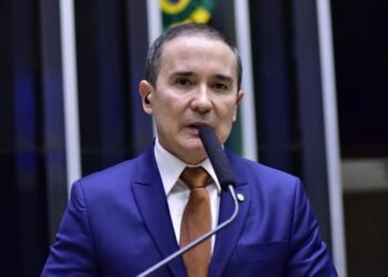Comissão de Educação aprova proposta que prioriza recursos para escolas inclusivas – Notícias