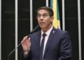 Projeto proíbe postos de gasolina de cobrarem preços diferentes para pagamentos em dinheiro ou Pix – Notícias