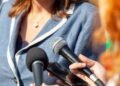 Projeto amplia punição para ataques digitais contra mulheres na política