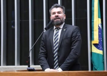 Comissão aprova prioridade para investigação e julgamento de crimes sexuais contra crianças