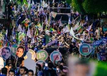 Em noite histórica, Orleans Brandão reúne lideranças e faz Lago da Pedra viver uma grande noite política