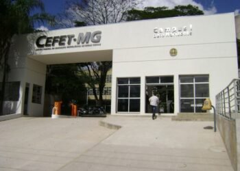 Lei transforma Cefets de Minas e do RJ em universidades federais