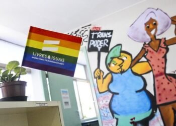 Projeto cria protocolo para atendimento de pessoas LGBTQIA+ no SUS