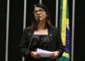 Projeto cria Carteira Nacional do Cuidador Familiar Atípico